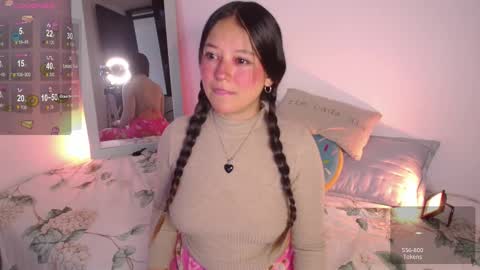 Snapshot of lexie_babe chatting on 09-23-25, 06:00 Lexie Thompson 8pm 0000am -5 online show from 09-23-25, 06:00