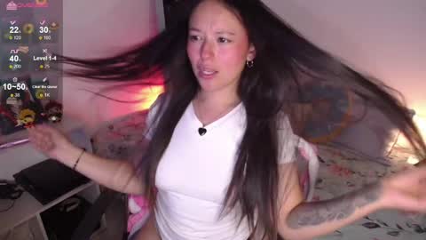 Snapshot of lexie_babe chatting on 09-29-25, 11:20 Lexie Thompson 8pm 0000am -5 online show from 09-29-25, 11:20