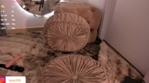 LEXIE online show from 02-20-25, 12:52