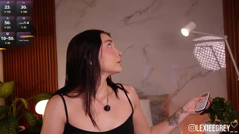 Lexie  online show from 06-04-26, 11:38