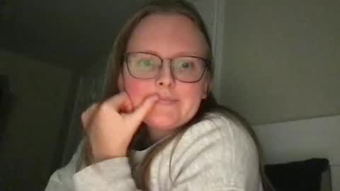 lexie online show from 12-15-24, 03:13