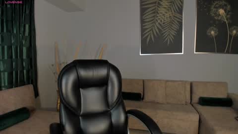 Snapshot of lexiewayne chatting on 01-04-25, 12:16 Lexie online show from 01-04-25, 12:16