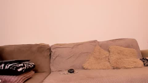 LexiLow online show from 02-17-26, 06:03