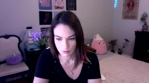 Snapshot of lexwyoex chatting on 10-09-25, 02:15 lexwyoex online show from 10-09-25, 02:15