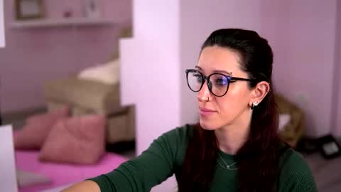 Lexie online show from 10-06-25, 09:12