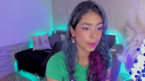 Snapshot of lexy_fox2 chatting on 12-12-24, 02:59 Lexy online show from 12-12-24, 02:59