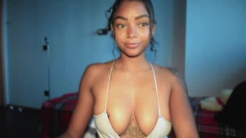 Snapshot of lexy_squirt_queen chatting on 04-22-26, 10:17 LEXY - Independent account online show from 04-22-26, 10:17