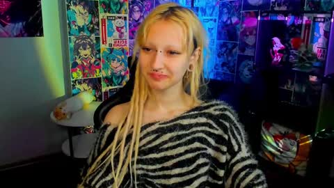 Lexy online show from 03-05-25, 10:22