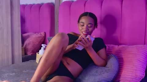 Snapshot of lexyskye chatting on 07-19-26, 01:42 lexyskye online show from 07-19-26, 01:42