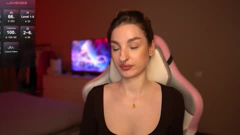 Snapshot of lexystoun chatting on 11-05-25, 02:11 Lexy online show from 11-05-25, 02:11