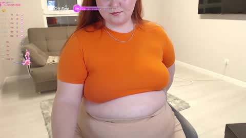 Snapshot of leyaloveee chatting on 03-04-25, 04:09 Your Leya online show from 03-04-25, 04:09