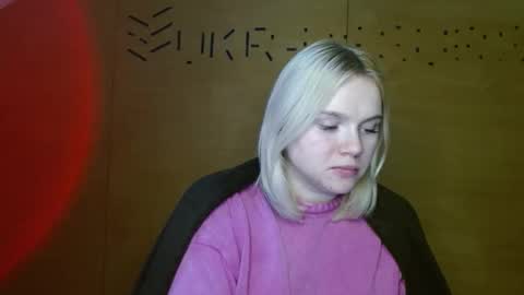 Leyla online show from 01-16-26, 12:09