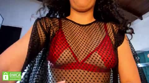 Snapshot of leyla_moon_1 chatting on 01-15-26, 05:01 leyla_moon_1 online show from 01-15-26, 05:01