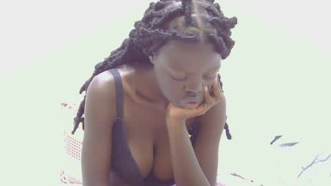 Snapshot of leylani69 chatting on 07-20-26, 05:00 laylani69 online show from 07-20-26, 05:00