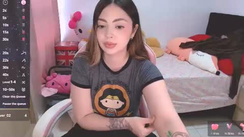 Leyla  online show from 06-25-26, 05:17