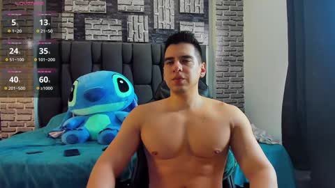 Snapshot of leyton_flexx chatting on 12-08-24, 08:04 L E Y T O N online show from 12-08-24, 08:04