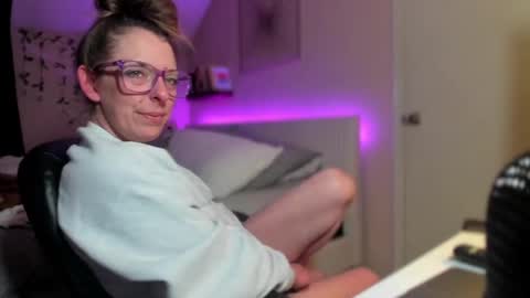 Hornystonerchick online show from 03-10-25, 08:15