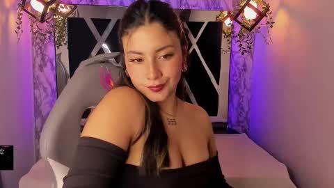 Snapshot of lia_14_ chatting on 01-02-25, 11:09 Lia online show from 01-02-25, 11:09