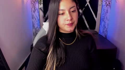 Snapshot of lia_14_ chatting on 01-17-25, 11:27 Lia online show from 01-17-25, 11:27