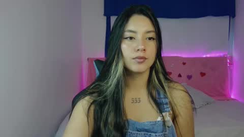 Snapshot of lia_14_ chatting on 02-23-25, 11:44 Lia online show from 02-23-25, 11:44