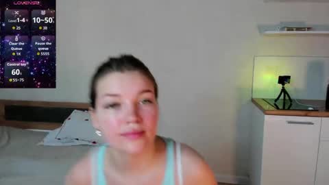 Snapshot of lia_2002_ chatting on 04-11-26, 01:26 lia_2002_ online show from 04-11-26, 01:26