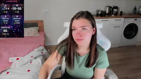 Snapshot of lia_2002_ chatting on 04-16-26, 01:23 lia_2002_ online show from 04-16-26, 01:23