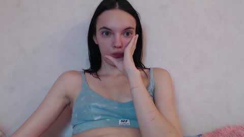 Snapshot of lia__meow chatting on 01-13-25, 08:04 Lia online show from 01-13-25, 08:04