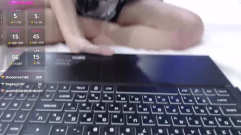 Snapshot of lia__meow chatting on 02-08-25, 09:35 Lia online show from 02-08-25, 09:35