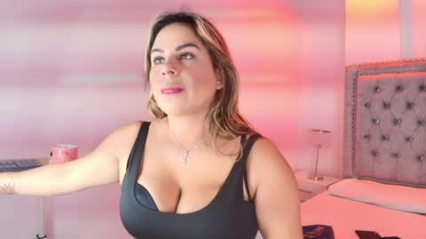 Lia  online show from 04-10-26, 04:06