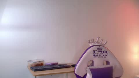 Lia  online show from 05-26-26, 03:02