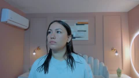 Snapshot of lia_ass chatting on 01-15-25, 10:17 Liss 3 online show from 01-15-25, 10:17