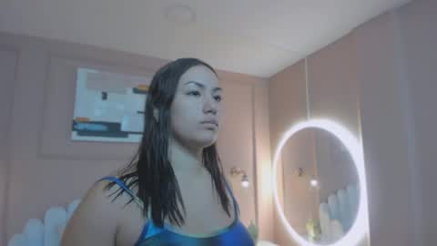Snapshot of lia_ass chatting on 01-22-25, 10:18 Liss 3 online show from 01-22-25, 10:18