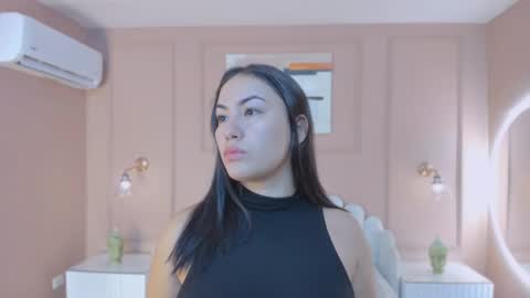 Snapshot of lia_ass chatting on 01-28-25, 10:12 Liss 3 online show from 01-28-25, 10:12