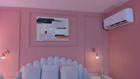 Snapshot of lia_ass chatting on 09-18-25, 10:06 Liss 3 online show from 09-18-25, 10:06