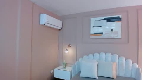 Snapshot of lia_ass chatting on 09-20-25, 10:16 Liss 3 online show from 09-20-25, 10:16