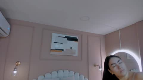 Snapshot of lia_ass chatting on 09-30-25, 10:20 Liss 3 online show from 09-30-25, 10:20