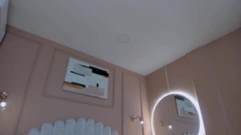 Snapshot of lia_ass chatting on 10-15-25, 10:26 Liss 3 online show from 10-15-25, 10:26