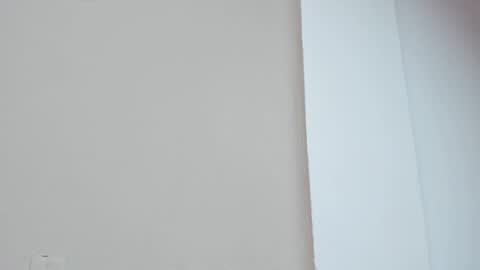 Snapshot of lia_ass chatting on 11-08-25, 10:37 Liss 3 online show from 11-08-25, 10:37