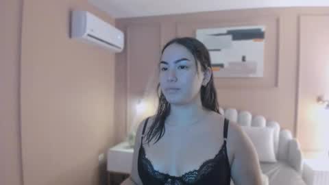 Snapshot of lia_ass chatting on 11-16-25, 10:21 Liss 3 online show from 11-16-25, 10:21