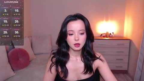 Snapshot of lia_hetty chatting on 01-15-25, 05:47 L I A online show from 01-15-25, 05:47