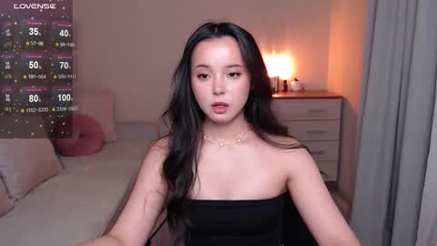 Snapshot of lia_hetty chatting on 11-01-25, 01:46 L I A online show from 11-01-25, 01:46