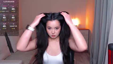 Snapshot of lia_hetty chatting on 11-25-25, 05:02 L I A online show from 11-25-25, 05:02