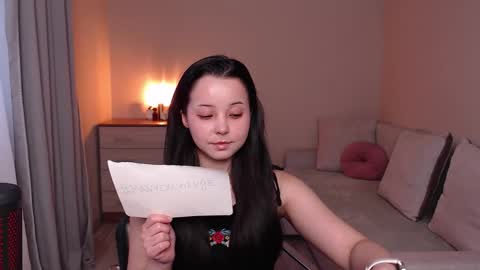 Snapshot of lia_hetty chatting on 12-02-25, 11:04 L I A online show from 12-02-25, 11:04