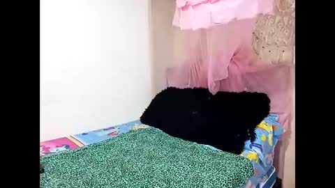 Snapshot of lia_hottie chatting on 01-22-25, 07:03 Lia online show from 01-22-25, 07:03