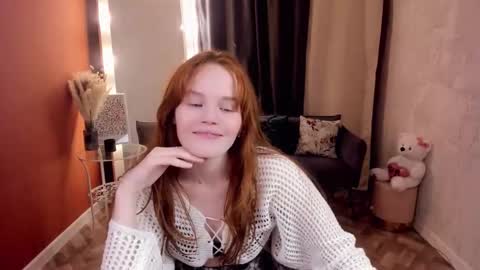 Snapshot of lia_lumi chatting on 12-14-25, 03:39 Lia online show from 12-14-25, 03:39