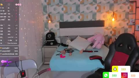 Camila online show from 02-24-25, 05:54