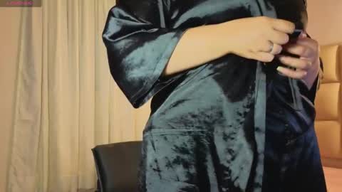 Lia online show from 04-18-26, 07:29