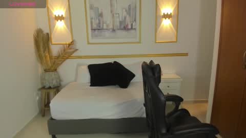 Lia  online show from 02-26-26, 02:32