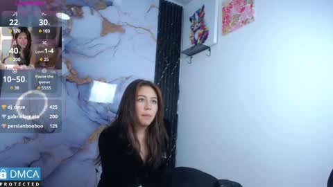 Snapshot of lia_summer1 chatting on 02-22-25, 01:44 lia summer1 online show from 02-22-25, 01:44