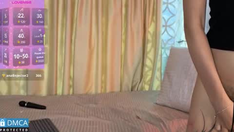 Snapshot of lia_summer1 chatting on 10-02-25, 07:10 lia summer1 online show from 10-02-25, 07:10